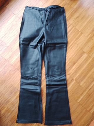 Pantalón de cuero 
