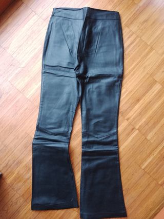 Pantalón de cuero 
