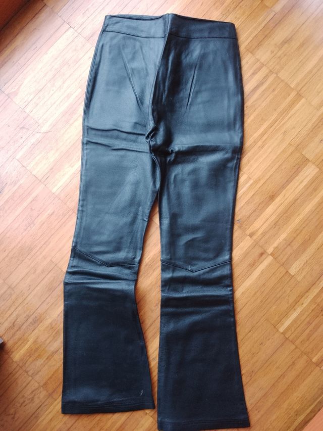 Pantalón de cuero