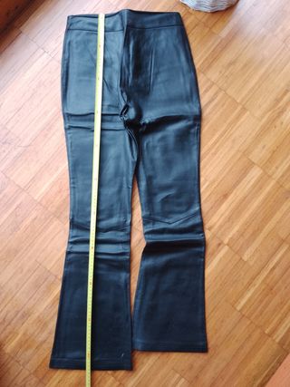 Pantalón de cuero 