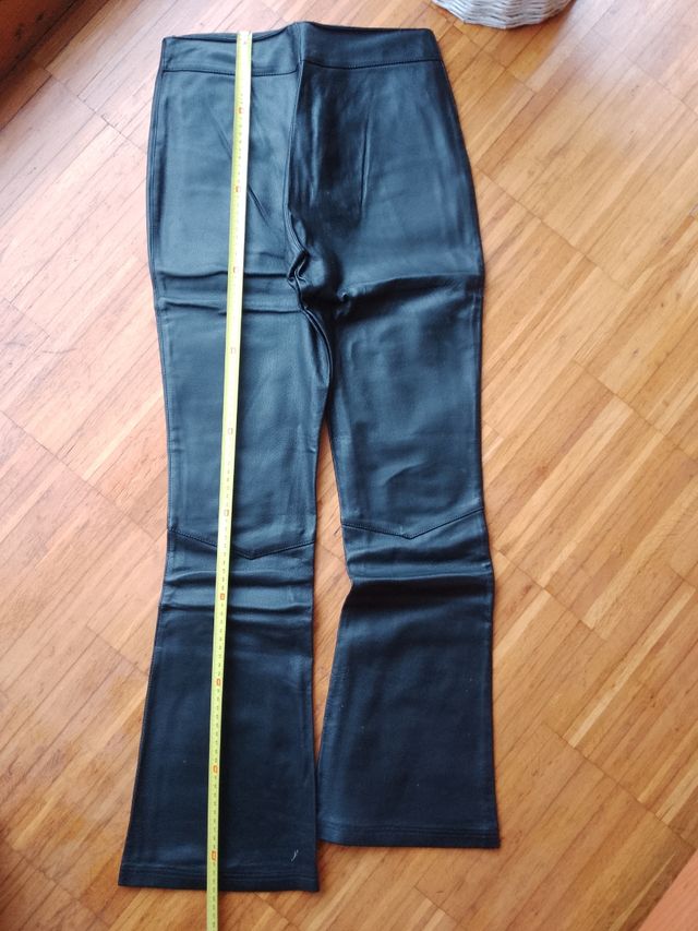 Pantalón de cuero