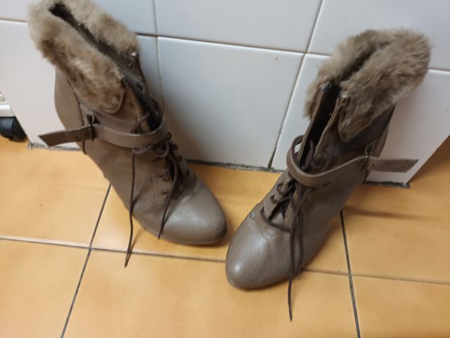 Botines Stradivarius T39