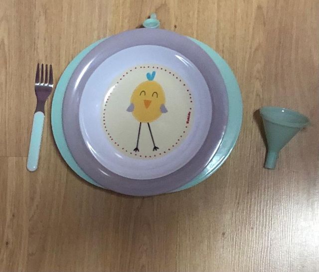 Plato de agua caliente para bebé