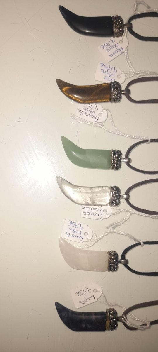 colgantes piedra natural