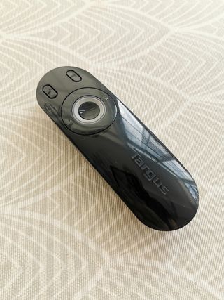 Targus Presentador con puntero laser. FALTA USB 