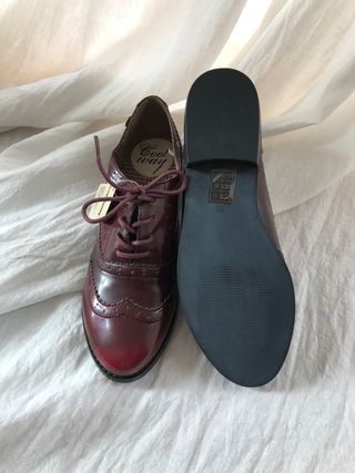 Zapato charol estilo Oxford NUEVO 