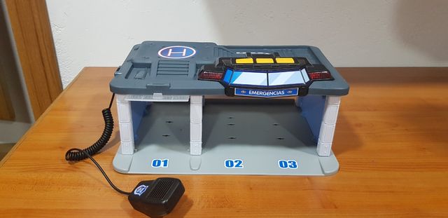 Centro de emergencias juguete a pilas