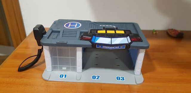 Centro de emergencias juguete a pilas