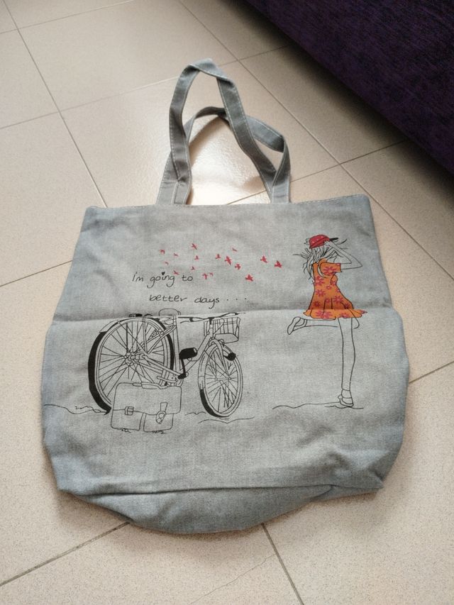 Bolso detalle bicicleta