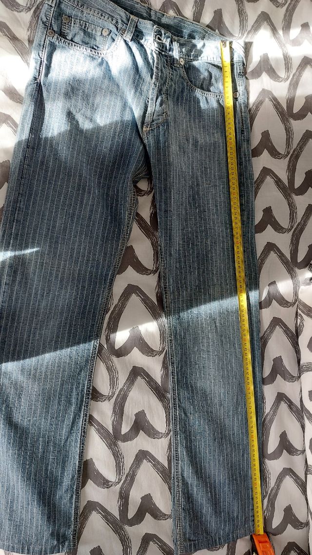 jeans uomo leggeri azzurri con righe