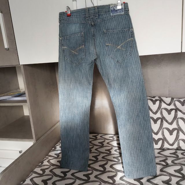 jeans uomo leggeri azzurri con righe