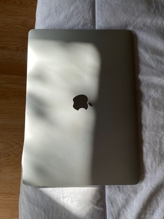 MACBOOK PRO 13"
