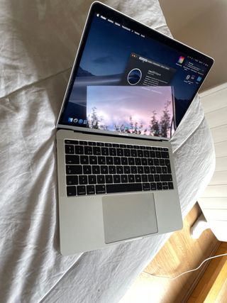 MACBOOK PRO 13"