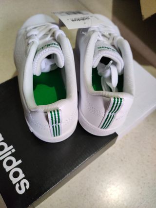 Adidas Advantage Niños 