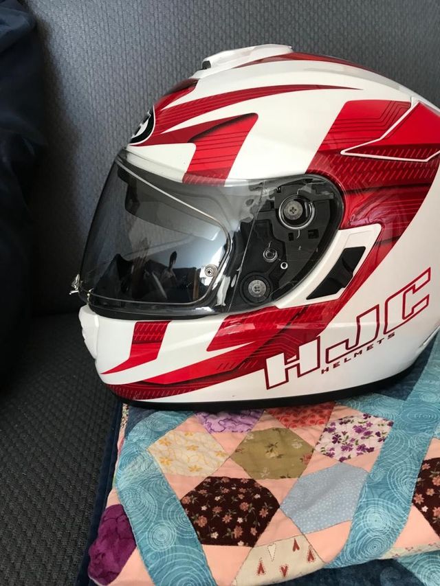 Casco HJC alta calidad