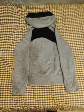 Sudadera Nike Air con cremallera y gorro talla M -