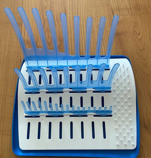 Soporte secado biberones Dr. Brown's