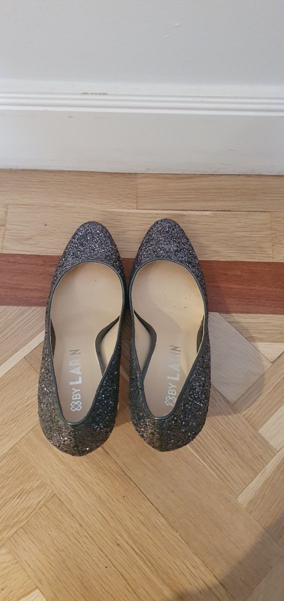 Zapatos de fiesta gris plata