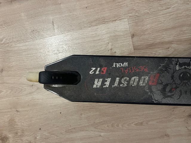 Scooter Bestial Wolf B12