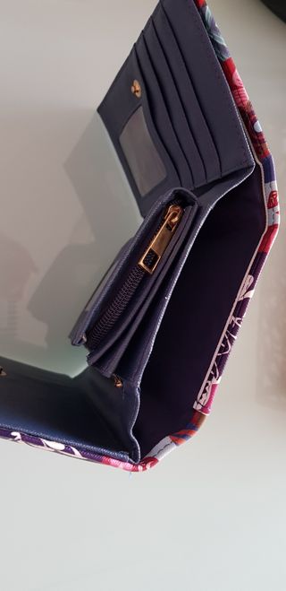 Billetera estilo desigual