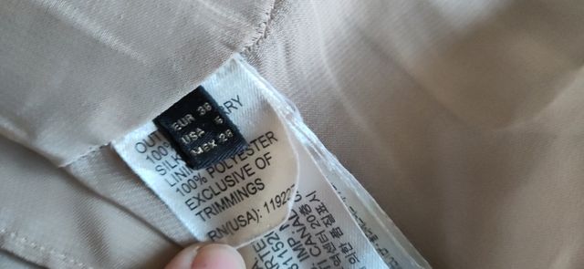 Falda de seda dorada mate Massimo Dutti ideal fies