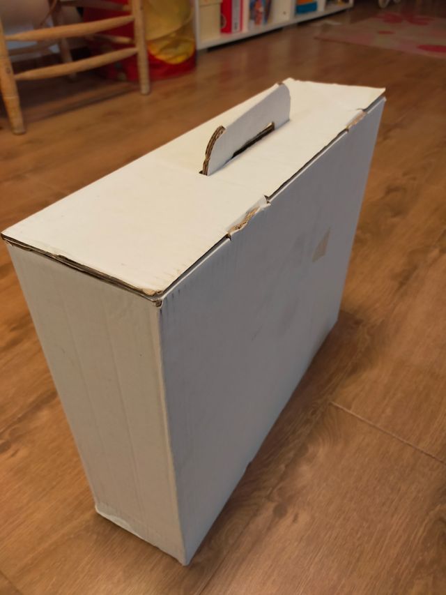 MALETÍN DE PIEL A ESTRENAR. GANGA BAJADA DE PRECIO