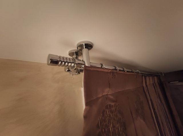 Barras dobles, cortina y caidas