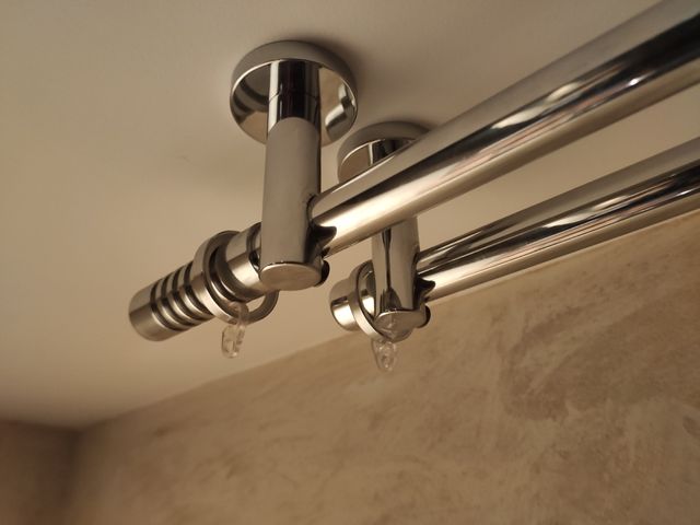 Barras dobles, cortina y caidas