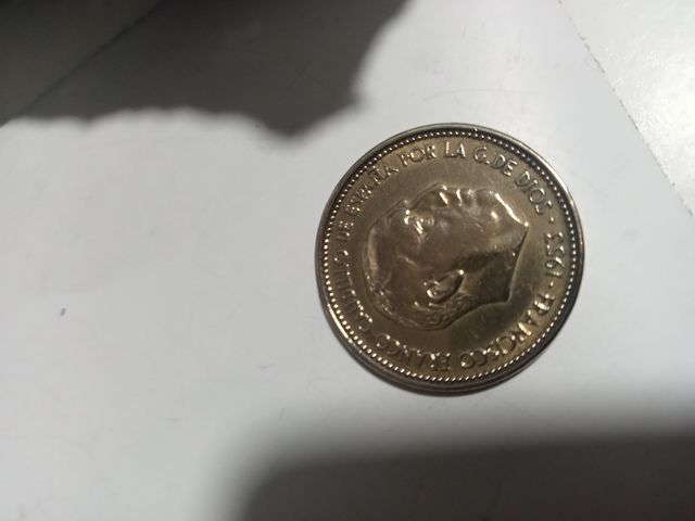 Moneda franco 2,5 pesetas año 1953. Sin circular