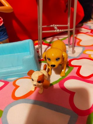 Barbie y sus perritos