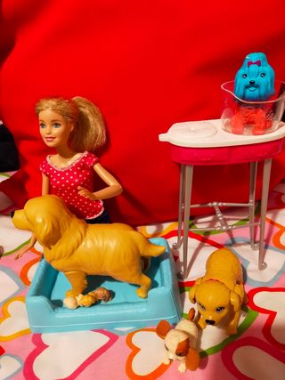 Barbie y sus perritos
