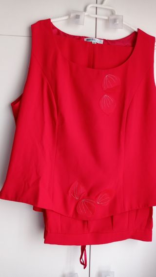 Conjunto pantalón, blusa sin mangas y cubre camisa