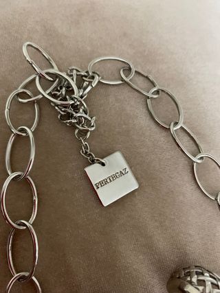 Collar y pendientes de Pertegaz 