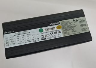 Fuente De Alimentación CORSAIR ATX AX1600i 