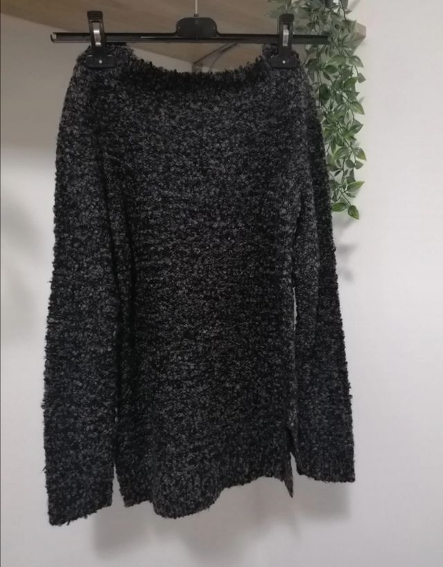 Maglione morbido grigio e nero