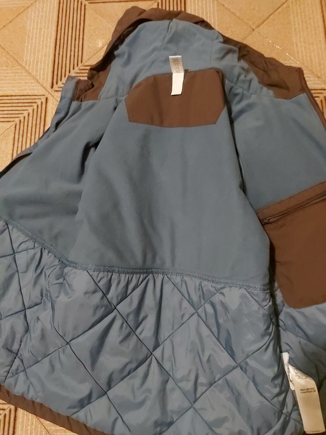 Abrigo Marca Decathlon