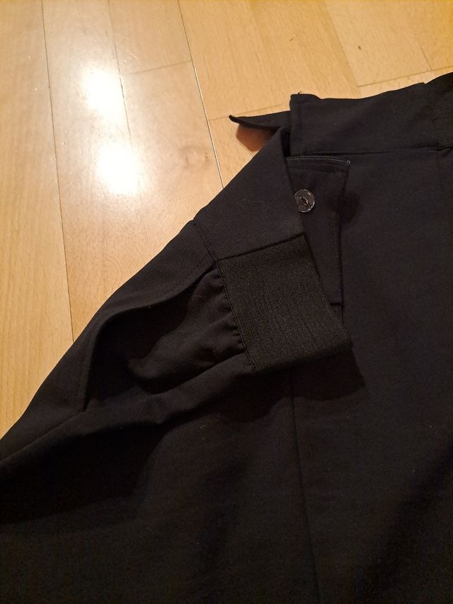 Falda negra talla 38 stradivarius