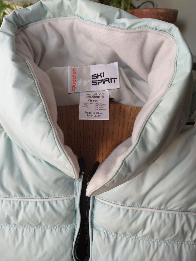 Plumas mujer. Azul claro.