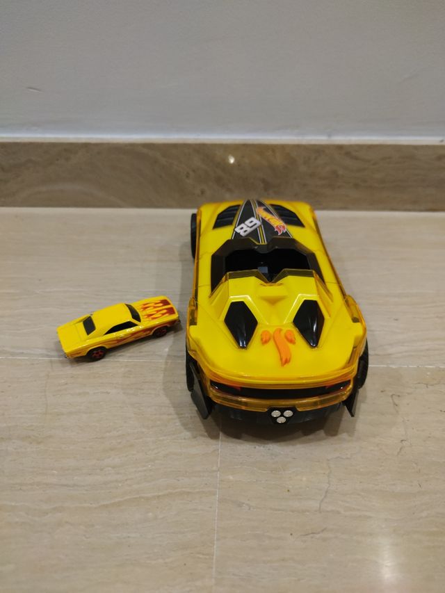 Coche hot wheels