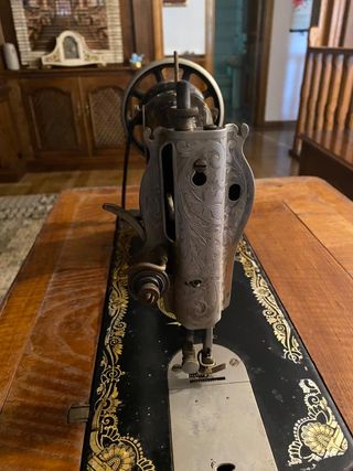 MAQUINA DE COSER ANTIGUA SINGER AÑO 1918