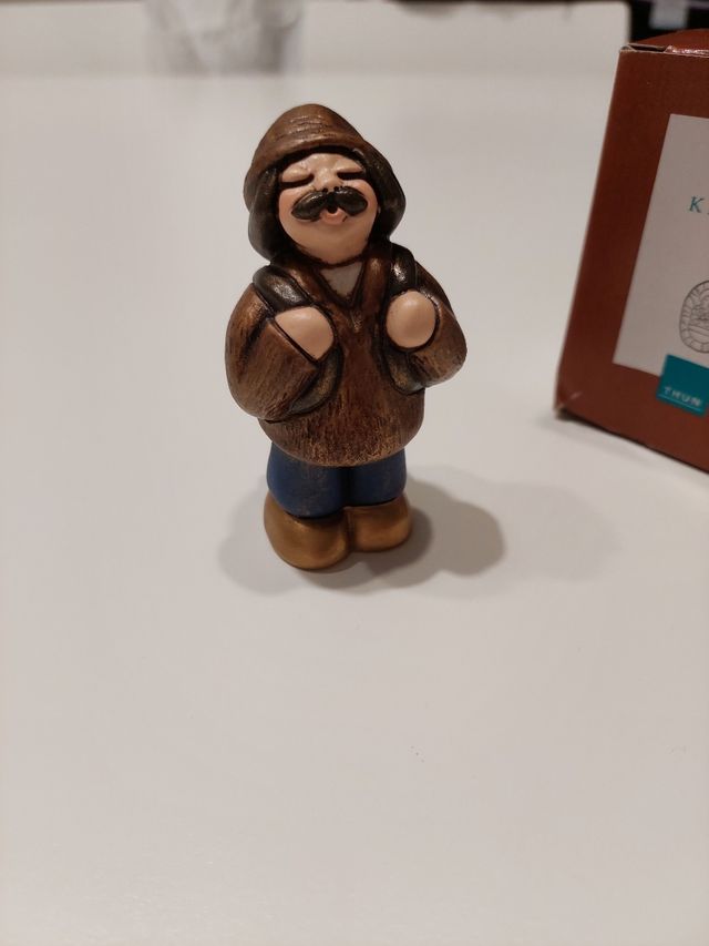 Pastore blu con gerla presepe classico Thun