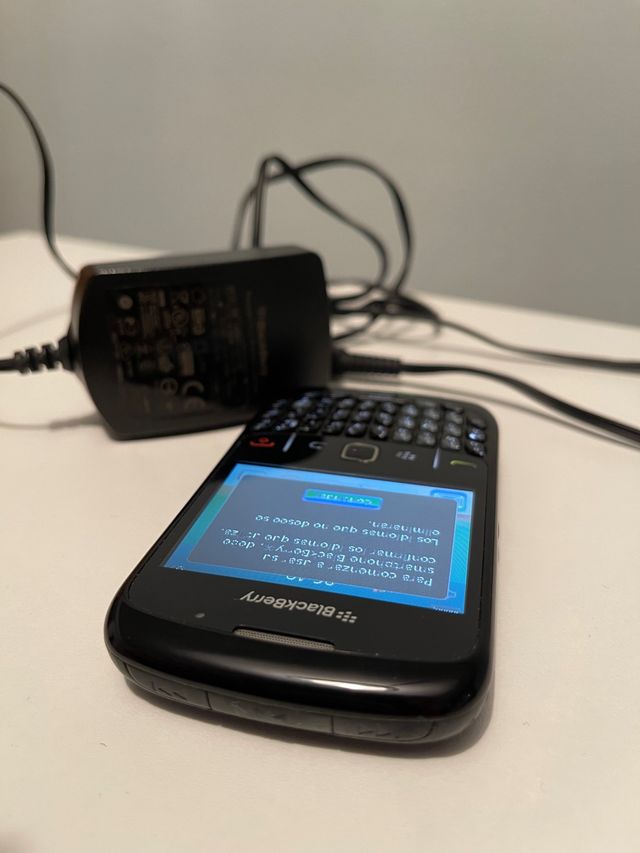 Teléfono Móvil Blackberry Curve 8520 (2009)