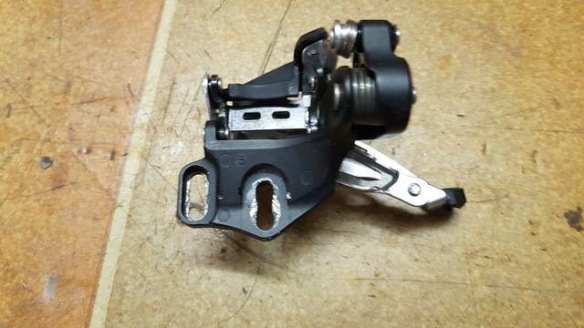 Deragliatore Shimano Deore per doppia