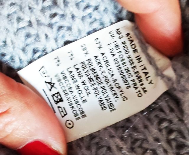 Maxicardigan azzurro polvere.