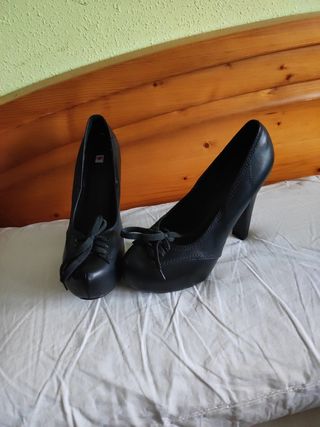 zapato tacón alto