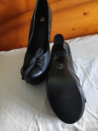 zapato tacón alto