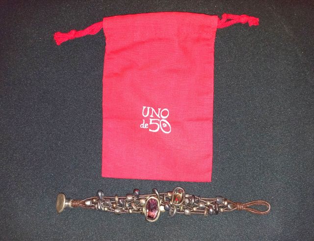 Pulsera marca "1 de 50"