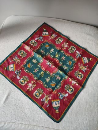 2 pañuelos nuevos de nariz