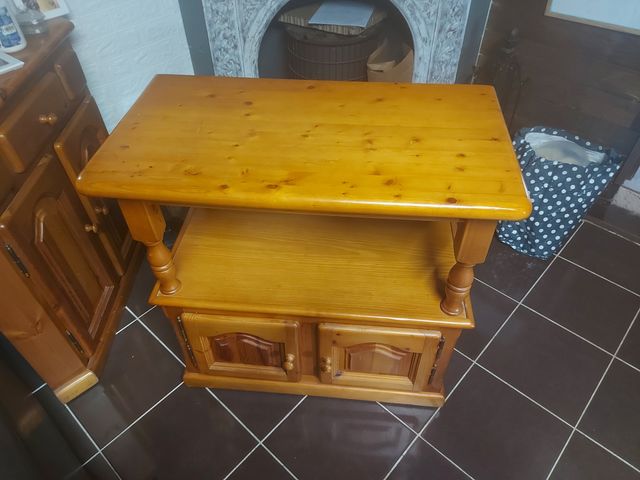mesa televisión madera