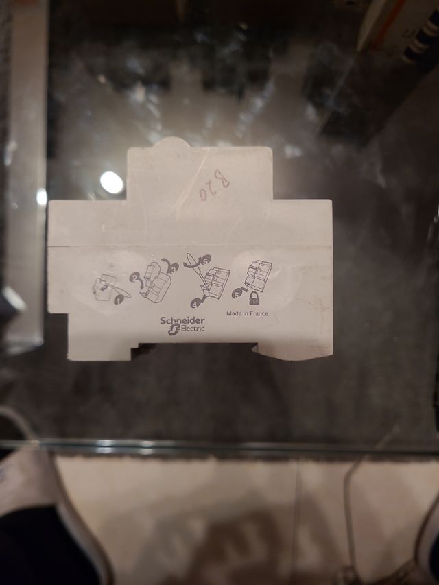 INTERRUPTOR CON BLOQUE VIGI